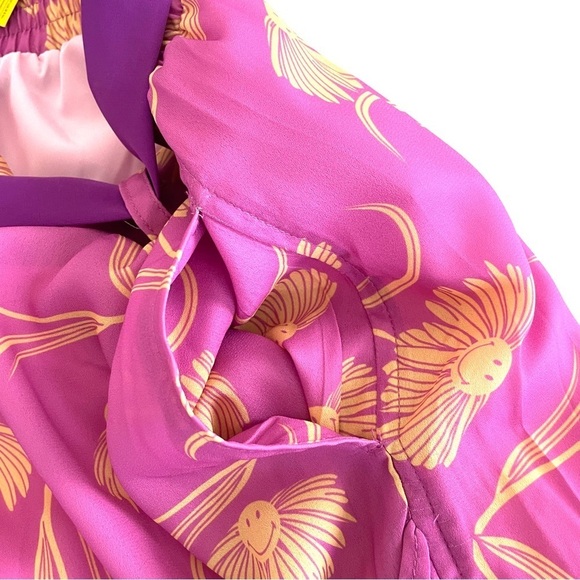 SMILEY x UNIQUE VINTAGE Pink Floral Belted Shorts NWT - Picture 8 of 9